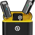 Hollyland LARK M1 wireless microphone system front view