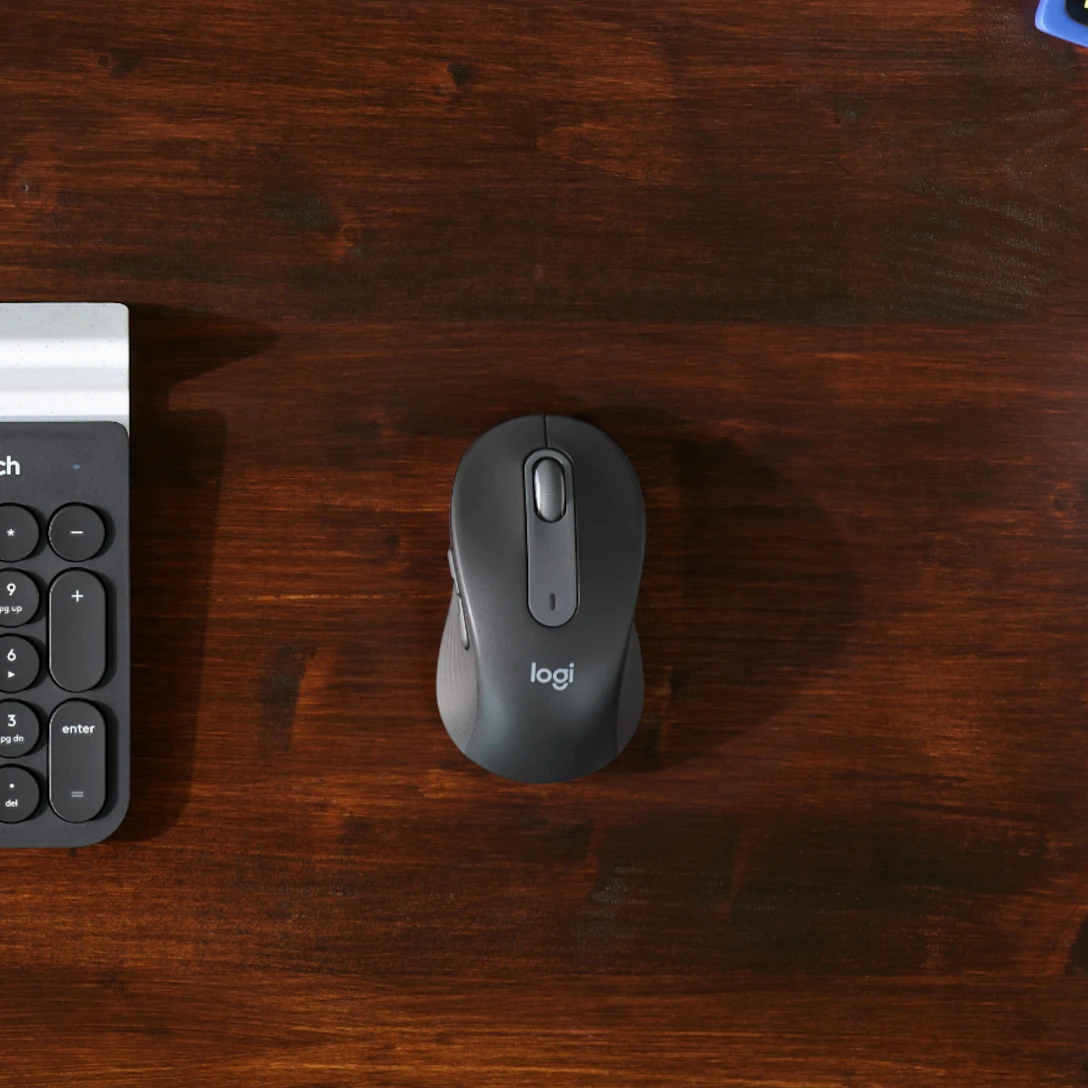 Logitech M650 L Wireless Mouse left-handed ergonomic design office view